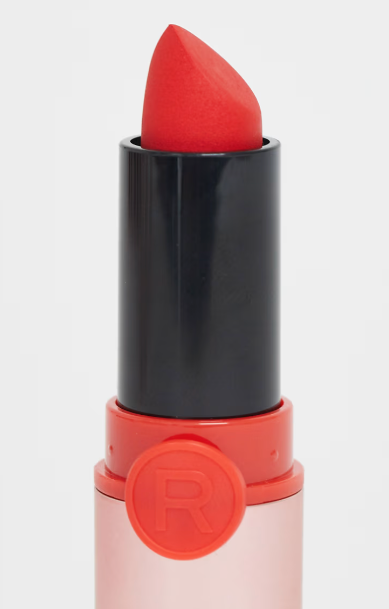 Revolution Powder Matte Lipstick - Captivate | Pintalabios Mate